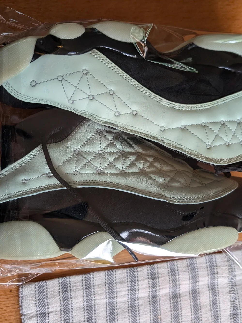 Air Jordan 13 Retro Low 